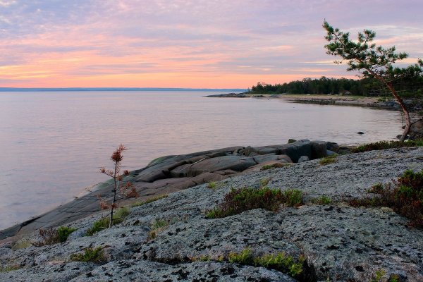 Остров кий в белом море