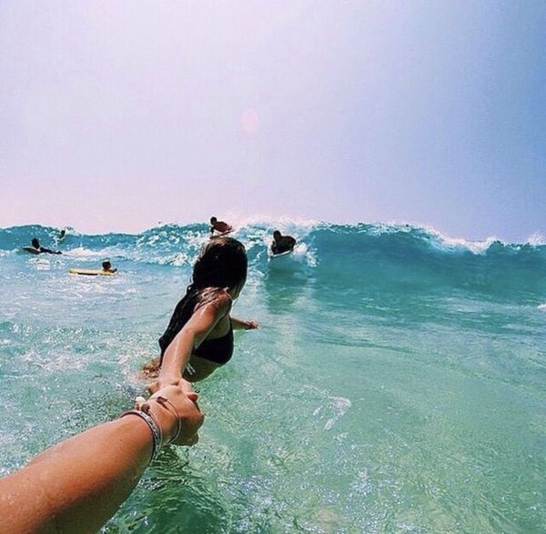 Красивые девушки в Сочи на море