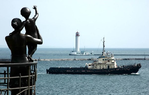 Одесса морской вокзал памятники