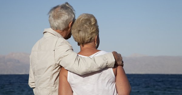 Танец пожилой пары