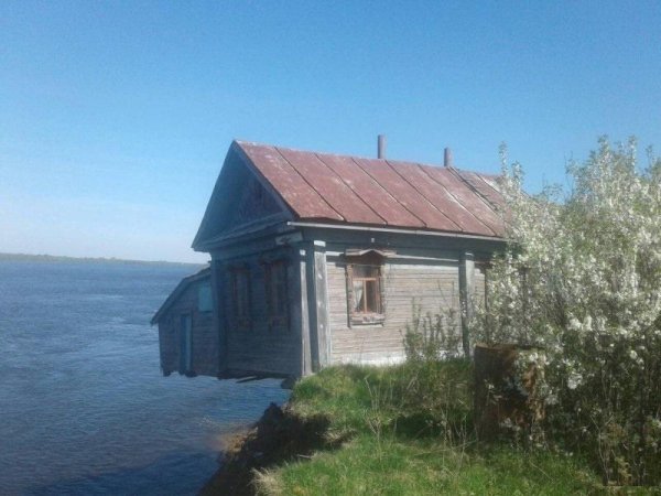 Домик у моря юмор