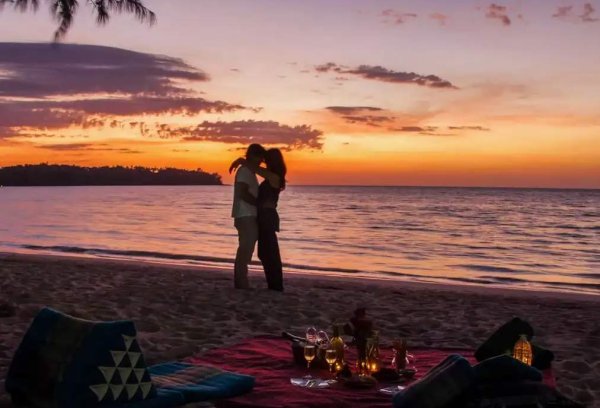 Вечер на берегу моря