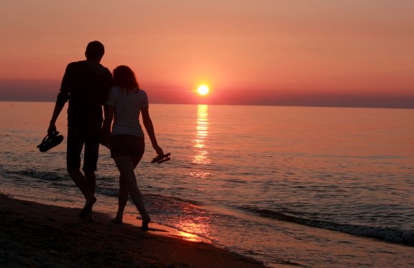 Двое на закате