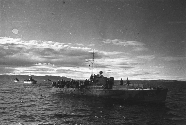 Морской охотник Балтийского флота 1942