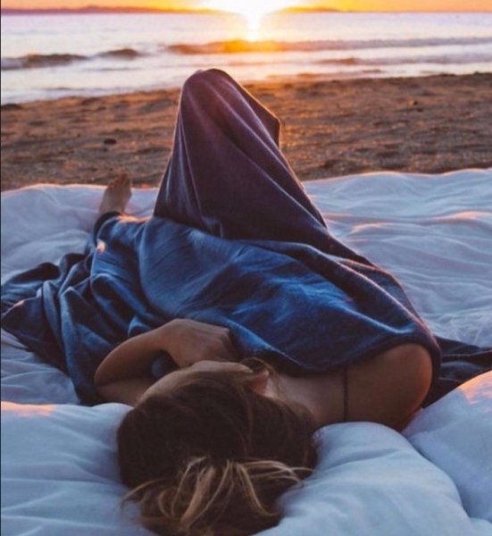 Bed on the Beach шоу корейское