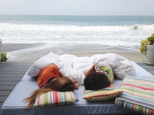 Сон на берегу моря