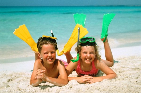 Лето дети море