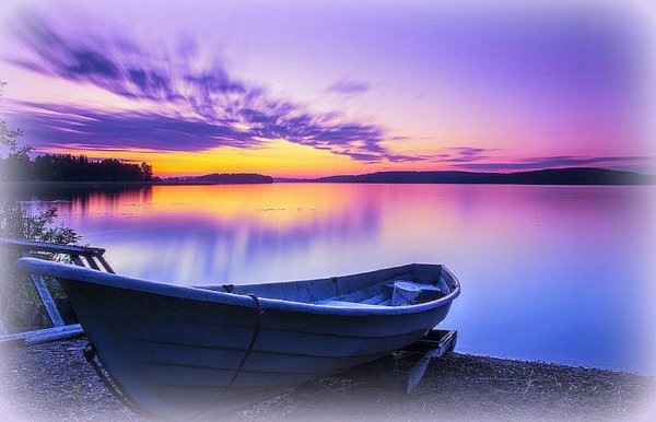 Лодка на воде