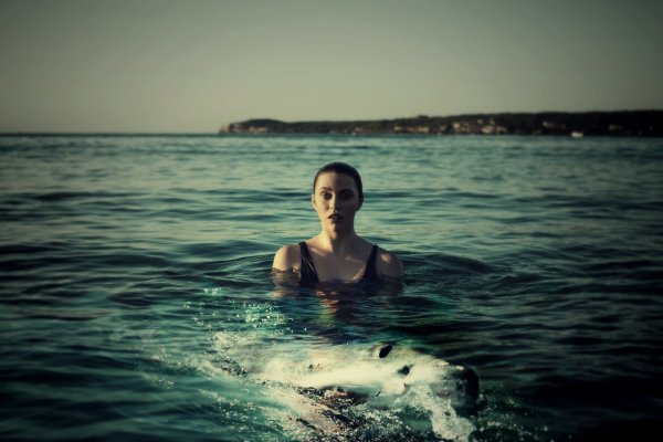 Купание в море