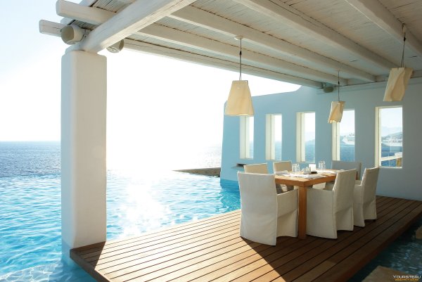 Летняя веранда на море