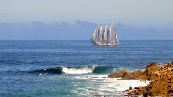 Атлантический океан штиль