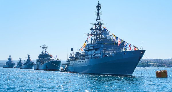 Морской корабль