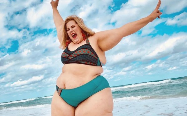 Анна о'Брайен модель плюс-сайз