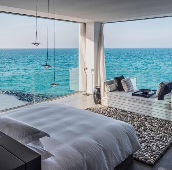 Вилла с видом на океан