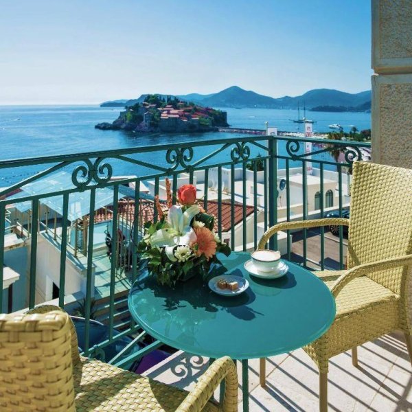 Черногория отель Азимут