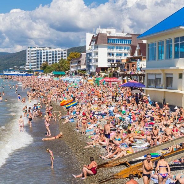 Лоо набережная