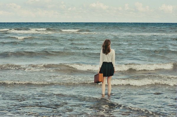 Девушка море грусть