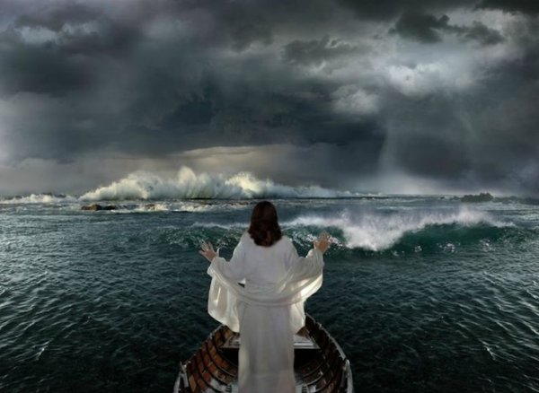 Иисус Христос на воде