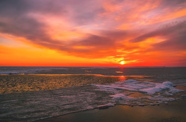 Закат на Азовском море