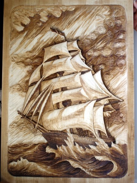 Резьба по дереву парусник