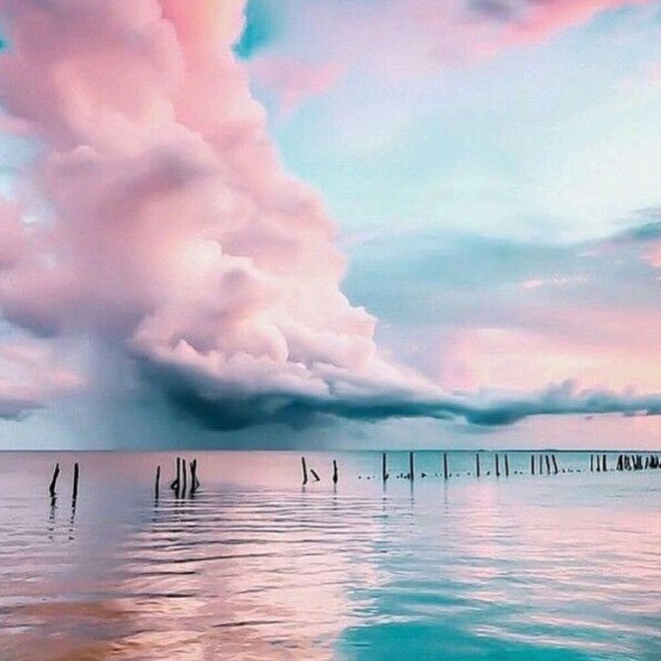 Море в пастельных тонах