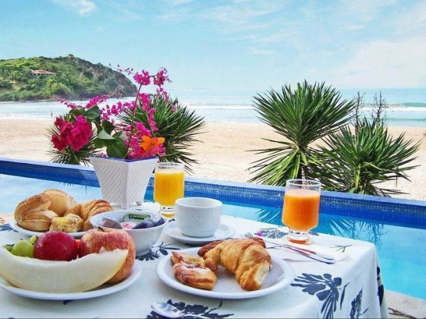 Завтрак на Лазурном берегу
