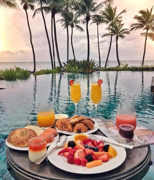 Завтрак на пляже