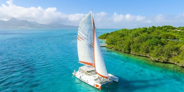 Катамаран Карибы регата