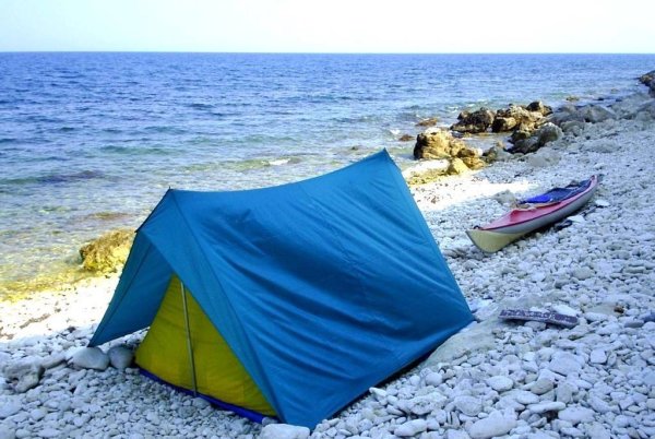 Мыс Сарыч кемпинг