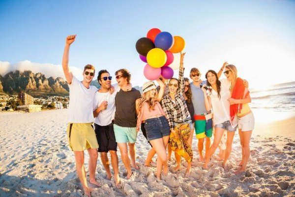 Вечеринка у бассейна