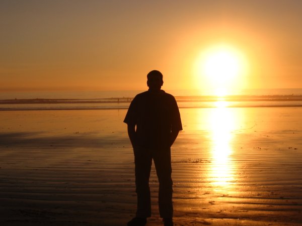 Красивые девушки на закате