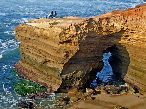 Скала Амбрелла гана