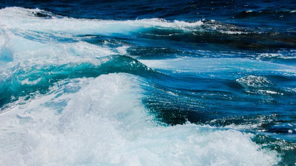 Море бирюзового цвета