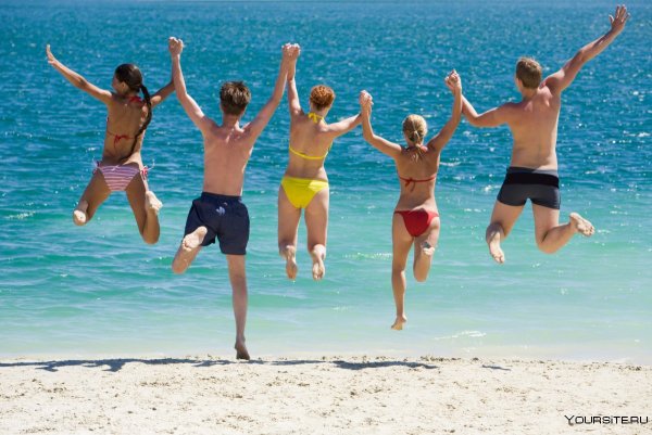 Пляж море люди отдыхают