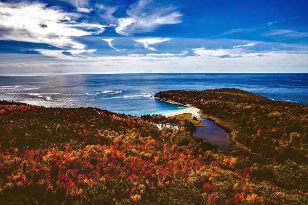 Осеннее море