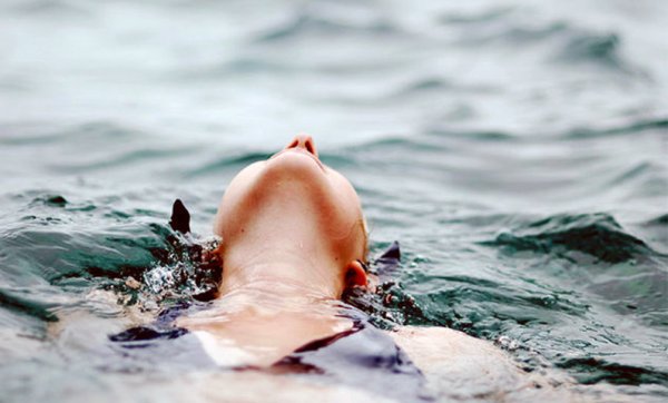 Море посреди океана