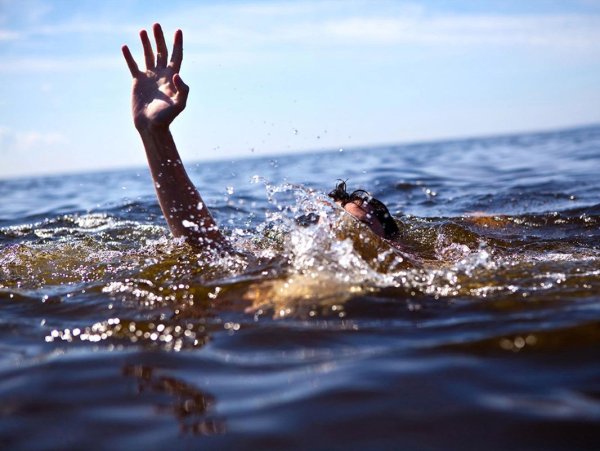 Девушка захлебнулась водой