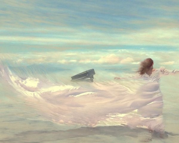 Девушка рисует море