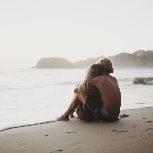 Фотосессия на море для пары