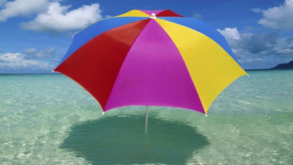 Зонтик на пляже