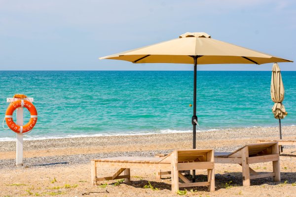 Зонтик на пляже