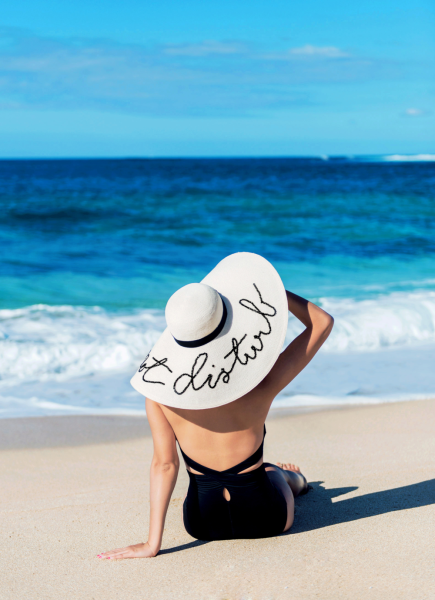 Девушка на закате