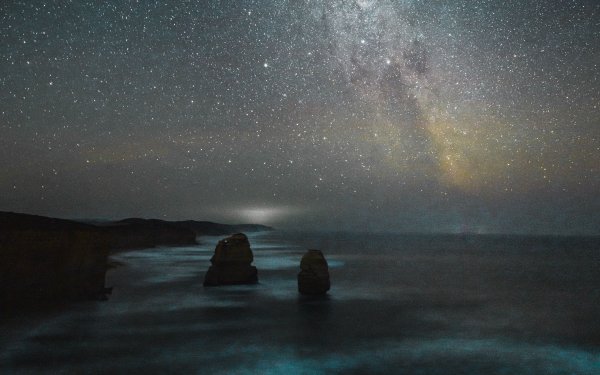 Ночь в море