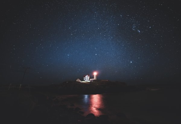 Ночное небо и море
