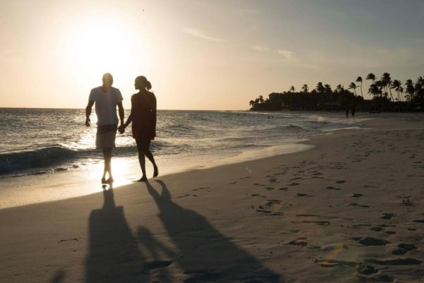 Пара пляж тень