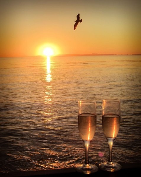 Вечер на берегу моря