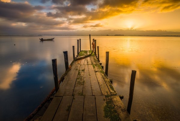 Пейзаж причал