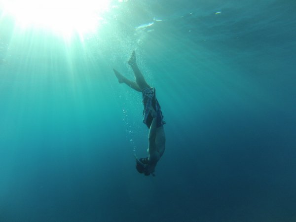 Тонущий человек