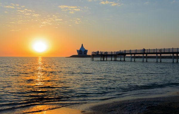 Каспийское море в России