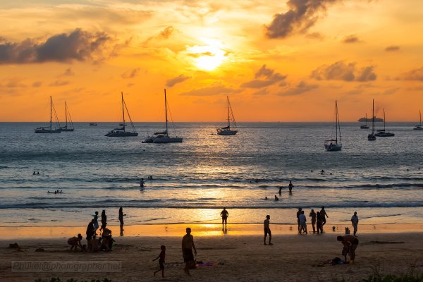 Актау побережье Каспийского моря